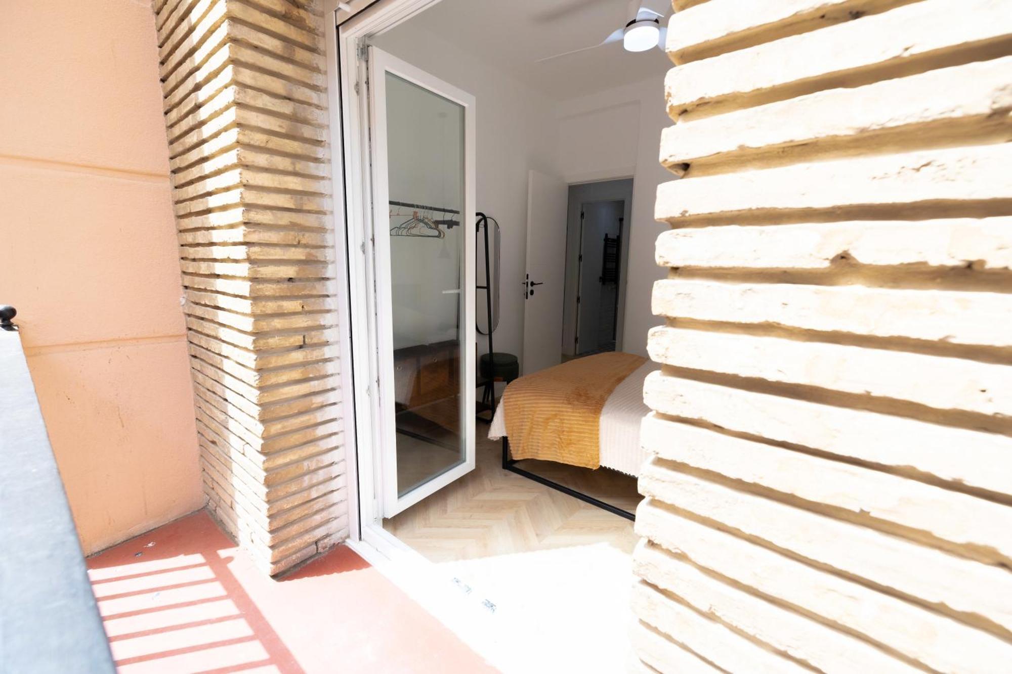Ruata Del Pilar Turistea Apartment Zaragoza Bagian luar foto