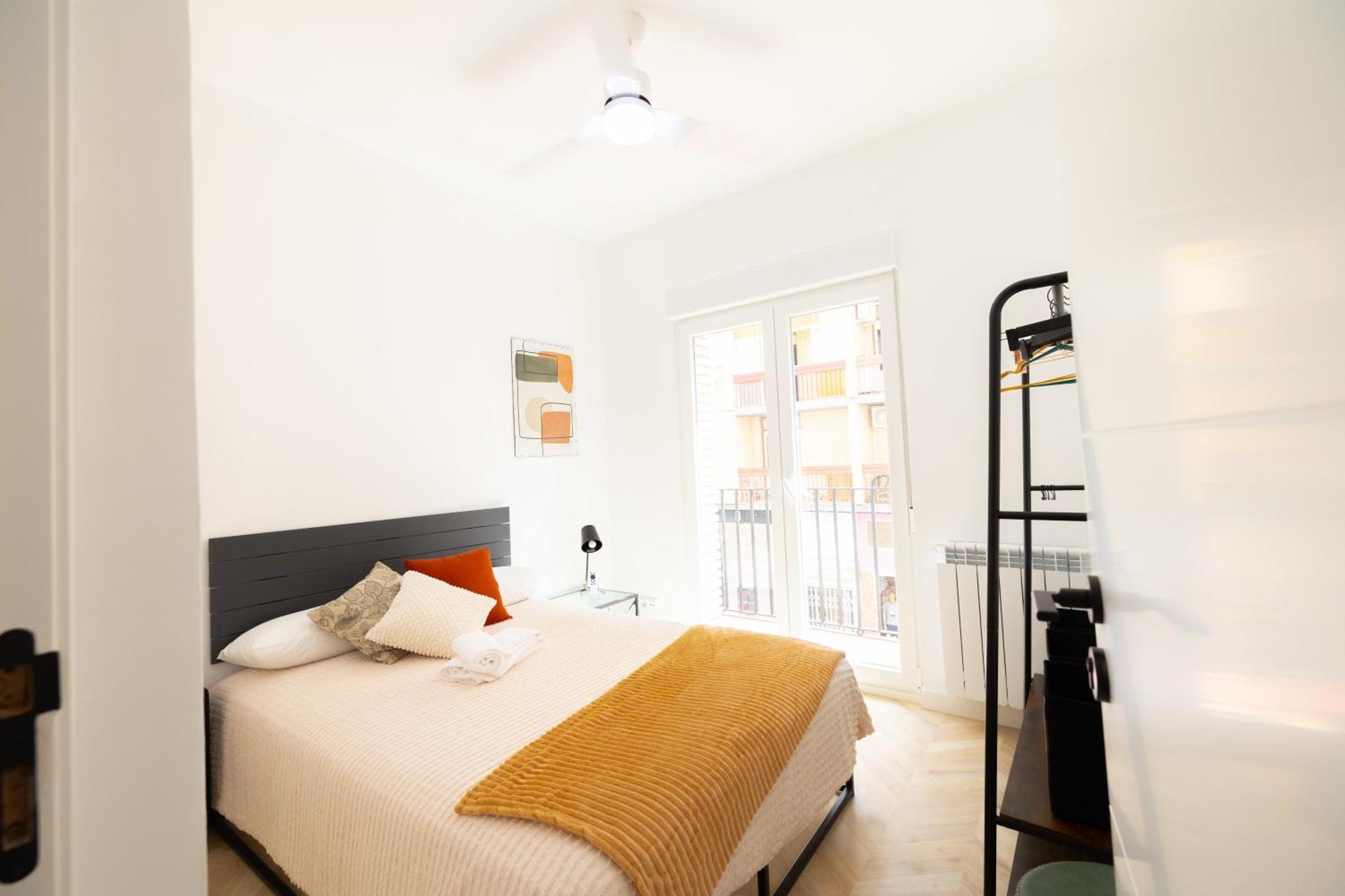 Ruata Del Pilar Turistea Apartment Zaragoza Bagian luar foto